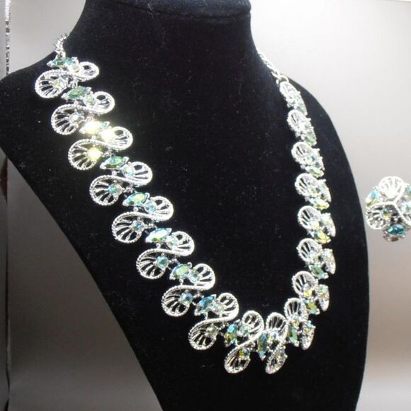 VTG DODDS AB Rhinestone Necklace & Clip-On Earring Set Filigree Silver Tone 16” - Picture 3 of 5